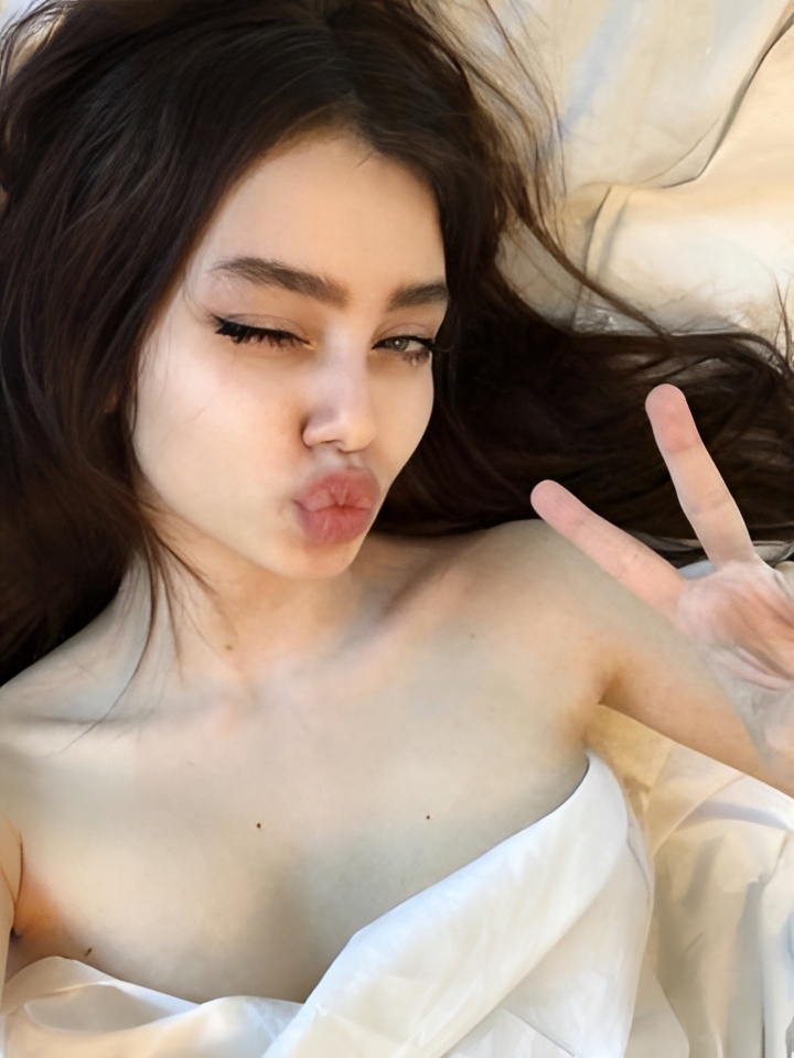 Азалия привлекательная девушка из Черняховск цена от 3000 руб