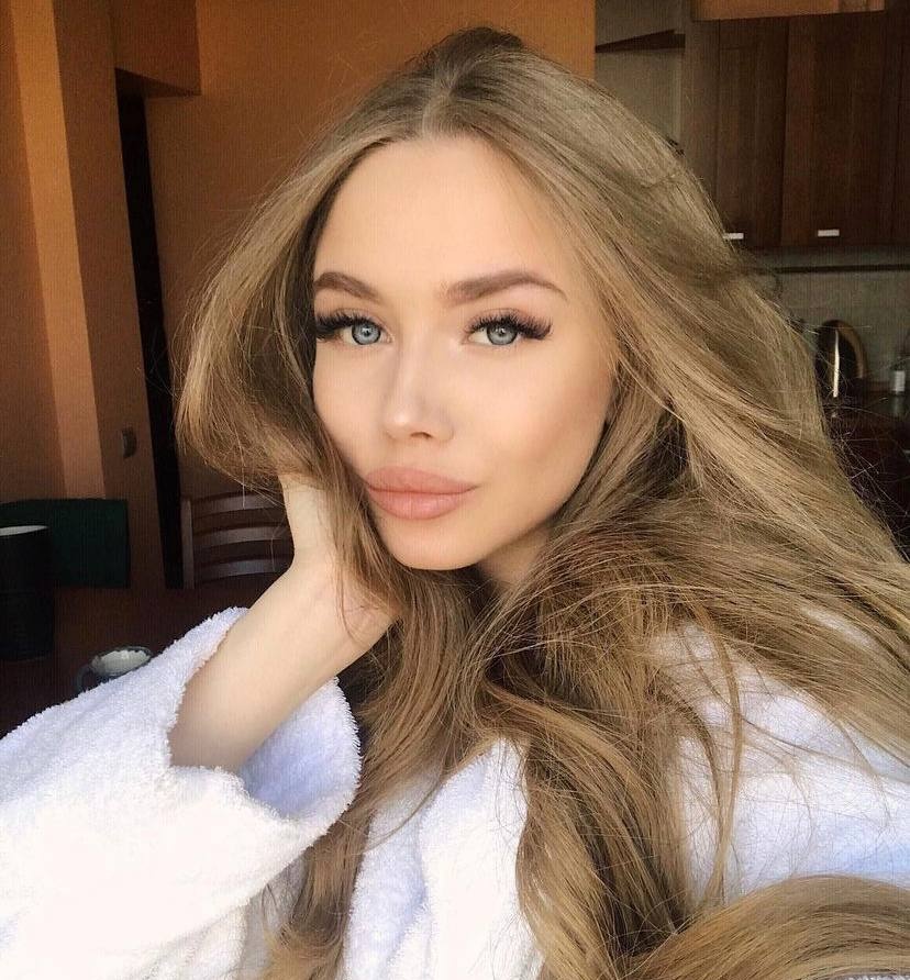 Марина привлекальеная девушка из Черняховск цена от 8000 руб