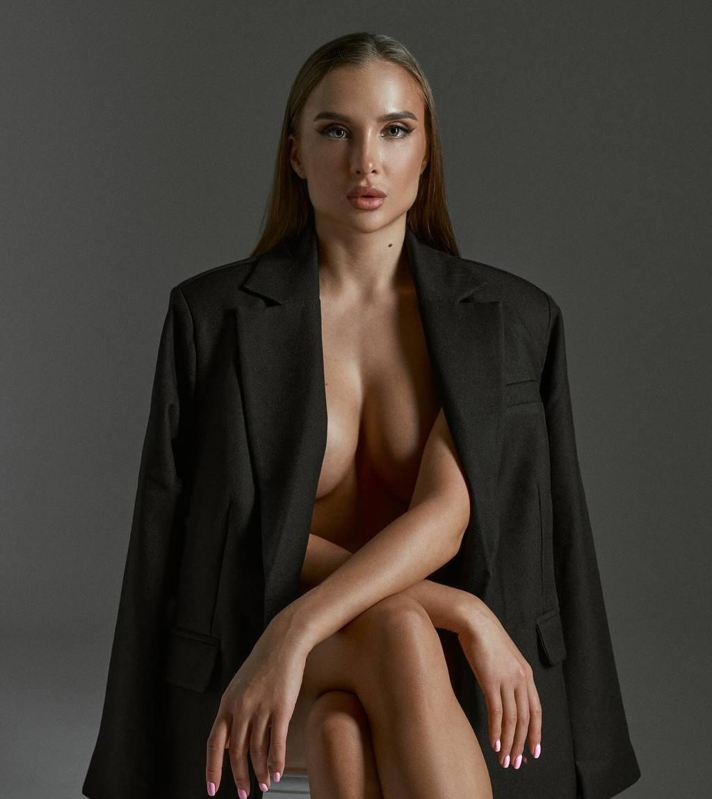 Тася привлекальеная девушка из Черняховск цена от 6000 руб