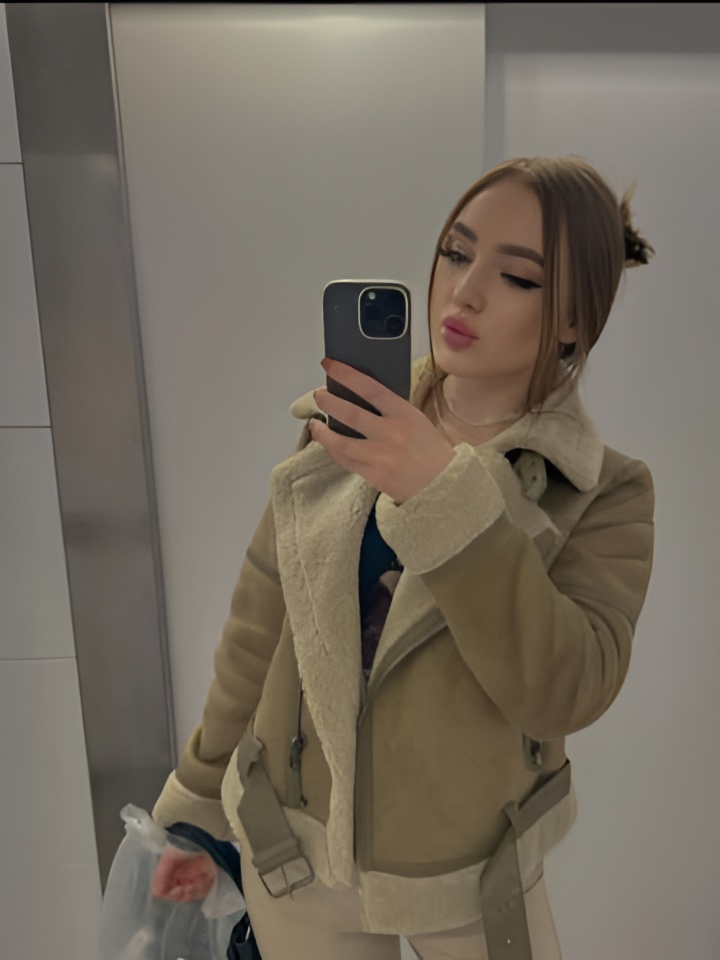 Индивидуалка Арина, доступна для личного знакомства от 2500 руб