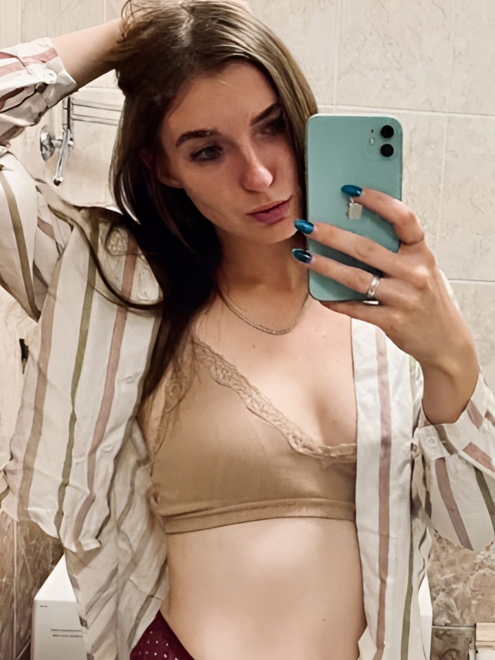 Индивидуалка Лаура, доступна для личного знакомства от 2000 руб