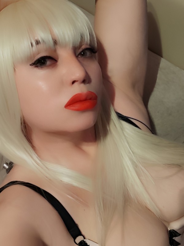 Фрида привлекательная девушка из Черняховск цена от 4000 руб