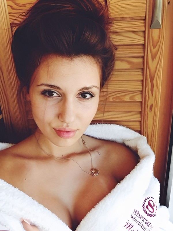 Мария привлекательная девушка из Черняховск цена от 3000 руб