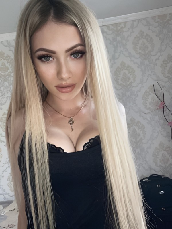 Юстина привлекательная девушка из Черняховск цена от 4000 руб