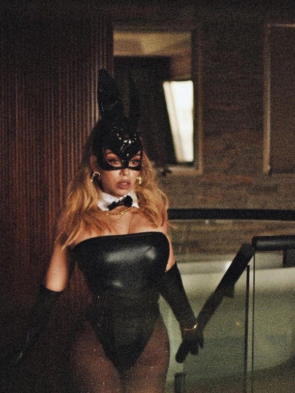 Юлия привлекательная девушка из Черняховск цена от 5000 руб